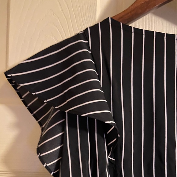 NWT🏷 Du Jour Striped Dress with Ruffle Detail - Picture 6 of 12